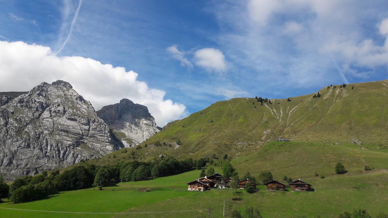 Village Vacances Le Savoy Le Grand-Bornand Eksteriør billede